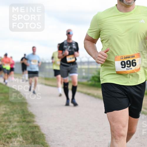 14.09.2025 - Airport Race Dr. Thomas Lammeyer http://msf.ph/oto/8877421 14.09.2025 12:23:17 Laufen 42, 996 meine-sportfotos.de