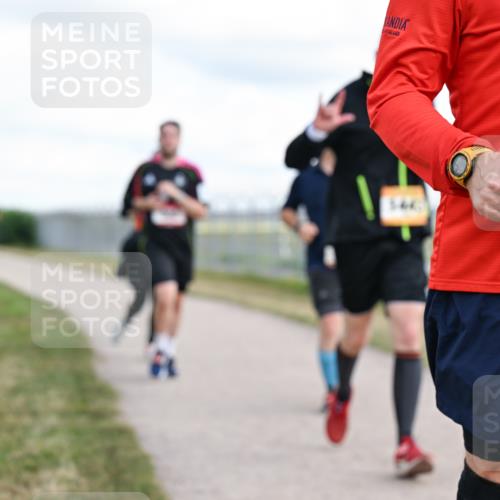 14.09.2025 - Airport Race Dr. Thomas Lammeyer http://msf.ph/oto/8877498 14.09.2025 12:23:30 Laufen 42, 128 meine-sportfotos.de