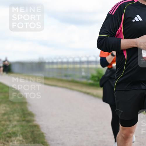 14.09.2025 - Airport Race Dr. Thomas Lammeyer http://msf.ph/oto/8877515 14.09.2025 12:23:32 Laufen 80 meine-sportfotos.de