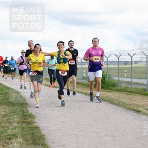 14.09.2025 - Airport Race Dr. Thomas Lammeyer http://msf.ph/oto/8877596 14.09.2025 12:23:52 Laufen 4133, 1683, 877, 256, 289, 840 meine-sportfotos.de