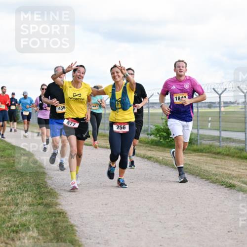 14.09.2025 - Airport Race Dr. Thomas Lammeyer http://msf.ph/oto/8877600 14.09.2025 12:23:52 Laufen 4133, 455, 1683, 877, 256, 1840 meine-sportfotos.de