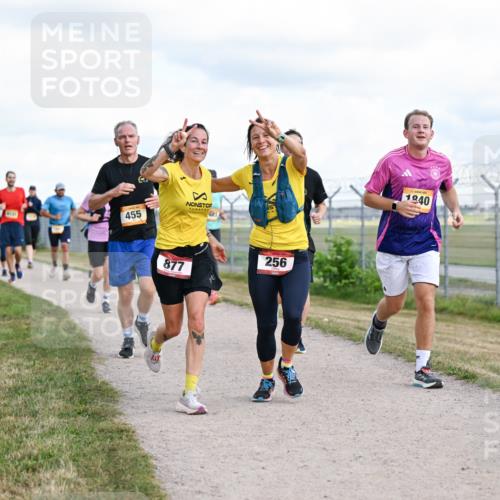 14.09.2025 - Airport Race Dr. Thomas Lammeyer http://msf.ph/oto/8877603 14.09.2025 12:23:53 Laufen 455, 877, 256, 1940 meine-sportfotos.de