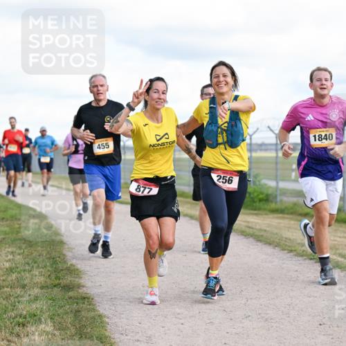 14.09.2025 - Airport Race Dr. Thomas Lammeyer http://msf.ph/oto/8877606 14.09.2025 12:23:53 Laufen 455, 877, 256, 1840 meine-sportfotos.de