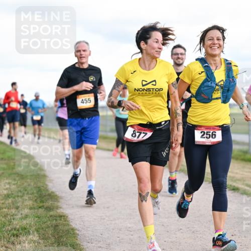 14.09.2025 - Airport Race Dr. Thomas Lammeyer http://msf.ph/oto/8877610 14.09.2025 12:23:54 Laufen 455, 877, 1840, 256 meine-sportfotos.de