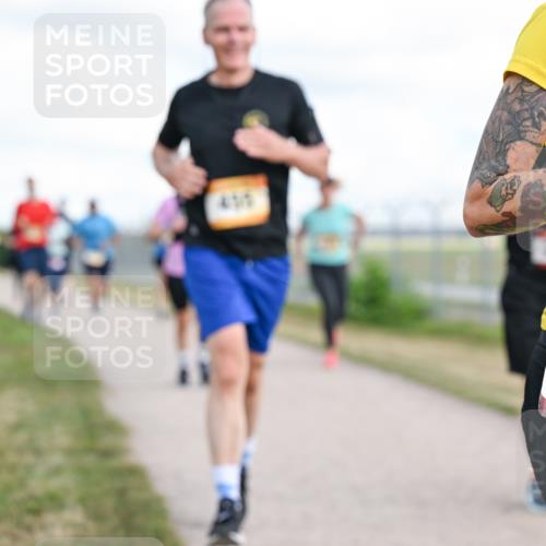 14.09.2025 - Airport Race Dr. Thomas Lammeyer http://msf.ph/oto/8877616 14.09.2025 12:23:55 Laufen 2921, 98, 61, 42, 877 meine-sportfotos.de