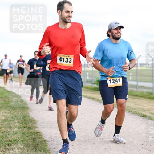 14.09.2025 - Airport Race Dr. Thomas Lammeyer http://msf.ph/oto/8877654 14.09.2025 12:24:00 Laufen 4133, 1241 meine-sportfotos.de