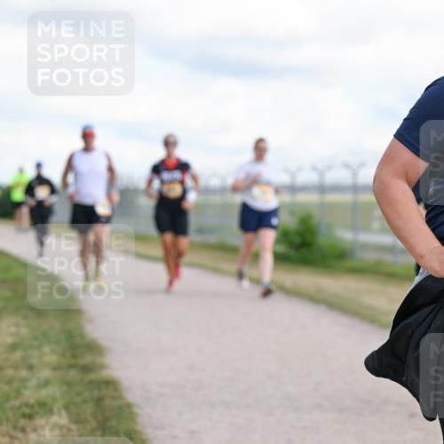 14.09.2025 - Airport Race Dr. Thomas Lammeyer http://msf.ph/oto/8877679 14.09.2025 12:24:05 Laufen 42, 43 meine-sportfotos.de