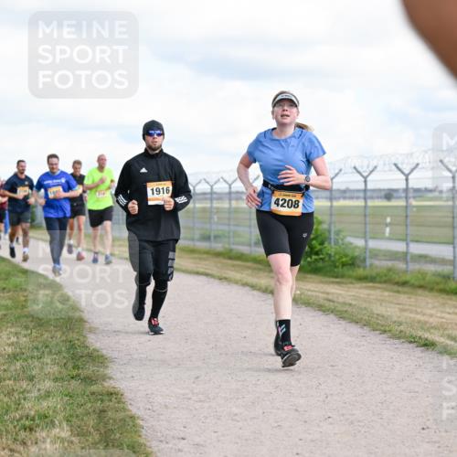 14.09.2025 - Airport Race Dr. Thomas Lammeyer http://msf.ph/oto/8877712 14.09.2025 12:24:09 Laufen 214, 1916, 4208 meine-sportfotos.de