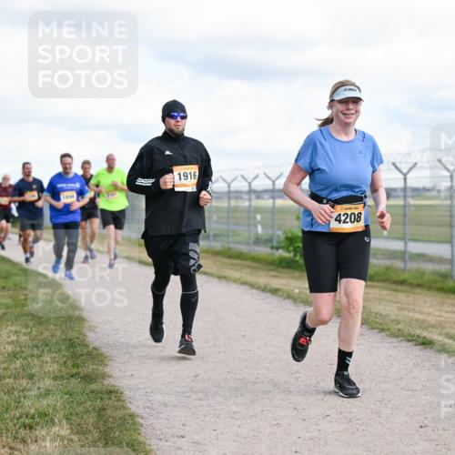14.09.2025 - Airport Race Dr. Thomas Lammeyer http://msf.ph/oto/8877716 14.09.2025 12:24:10 Laufen 1090, 1916, 4208 meine-sportfotos.de