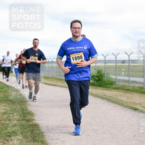 14.09.2025 - Airport Race Dr. Thomas Lammeyer http://msf.ph/oto/8877745 14.09.2025 12:24:14 Laufen 2156, 1898 meine-sportfotos.de