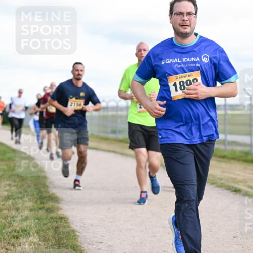 14.09.2025 - Airport Race Dr. Thomas Lammeyer http://msf.ph/oto/8877749 14.09.2025 12:24:15 Laufen 1899 meine-sportfotos.de