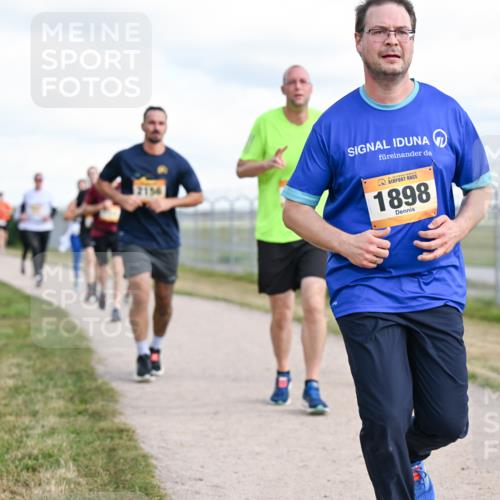 14.09.2025 - Airport Race Dr. Thomas Lammeyer http://msf.ph/oto/8877750 14.09.2025 12:24:15 Laufen 1898 meine-sportfotos.de