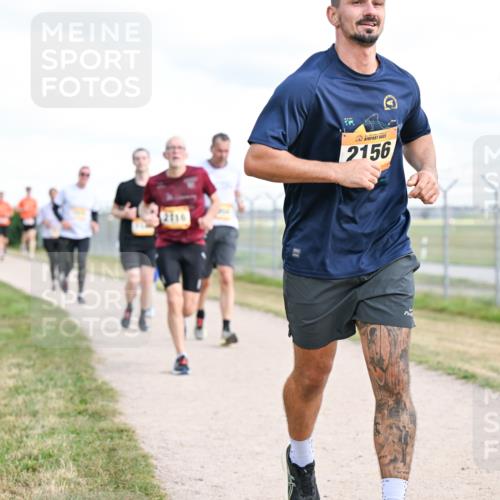 14.09.2025 - Airport Race Dr. Thomas Lammeyer http://msf.ph/oto/8877763 14.09.2025 12:24:17 Laufen 2116, 2156 meine-sportfotos.de