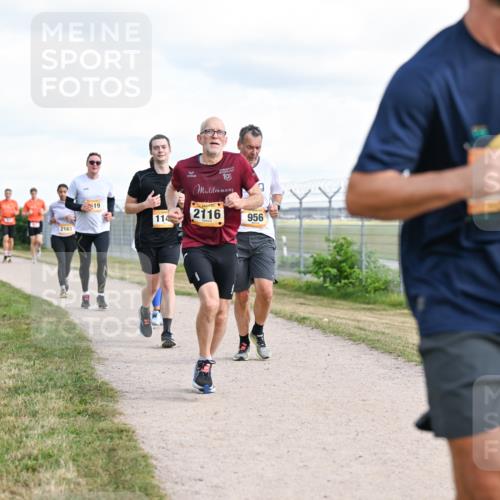 14.09.2025 - Airport Race Dr. Thomas Lammeyer http://msf.ph/oto/8877766 14.09.2025 12:24:17 Laufen 2163, 19, 114, 2116, 956, 56 meine-sportfotos.de