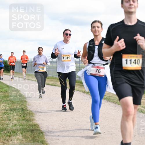 14.09.2025 - Airport Race Dr. Thomas Lammeyer http://msf.ph/oto/8877785 14.09.2025 12:24:20 Laufen 818, 17, 2163, 1919, 1140, 76 meine-sportfotos.de