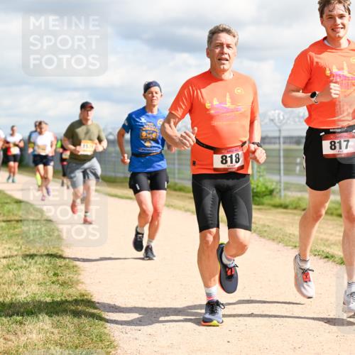 14.09.2025 - Airport Race Dr. Thomas Lammeyer http://msf.ph/oto/8877818 14.09.2025 12:24:27 Laufen 818, 817 meine-sportfotos.de