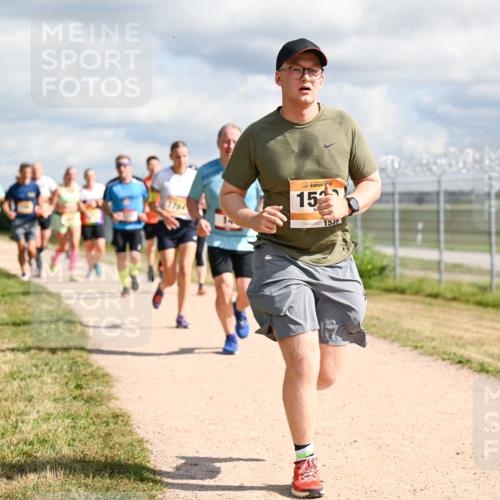 14.09.2025 - Airport Race Dr. Thomas Lammeyer http://msf.ph/oto/8877838 14.09.2025 12:24:30 Laufen 15, 1539 meine-sportfotos.de