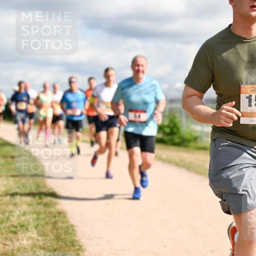 14.09.2025 - Airport Race Dr. Thomas Lammeyer http://msf.ph/oto/8877841 14.09.2025 12:24:31 Laufen 42, 1539, 153 meine-sportfotos.de
