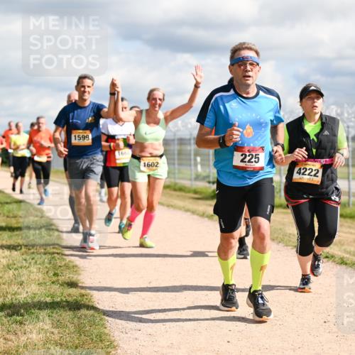 14.09.2025 - Airport Race Dr. Thomas Lammeyer http://msf.ph/oto/8877858 14.09.2025 12:24:34 Laufen 1599, 1668, 225, 1602, 4222 meine-sportfotos.de