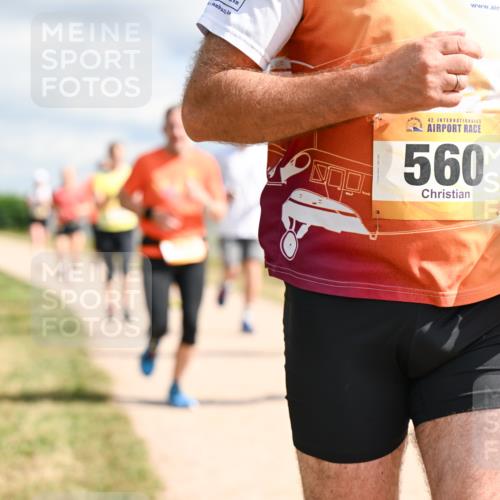 14.09.2025 - Airport Race Dr. Thomas Lammeyer http://msf.ph/oto/8877881 14.09.2025 12:24:38 Laufen 42, 560 meine-sportfotos.de