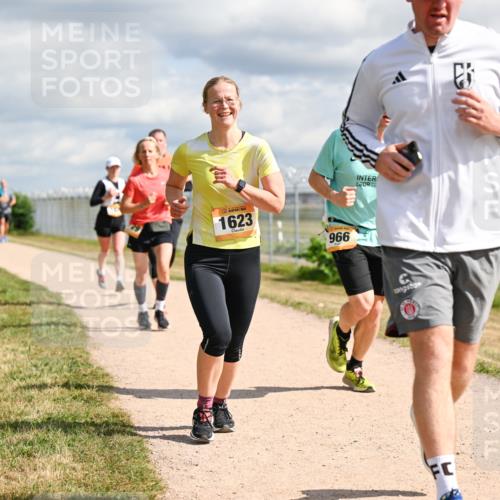 14.09.2025 - Airport Race Dr. Thomas Lammeyer http://msf.ph/oto/8877893 14.09.2025 12:24:41 Laufen 1623, 966 meine-sportfotos.de