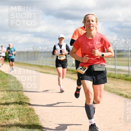 14.09.2025 - Airport Race Dr. Thomas Lammeyer http://msf.ph/oto/8877910 14.09.2025 12:24:43 Laufen 1474, 29 meine-sportfotos.de