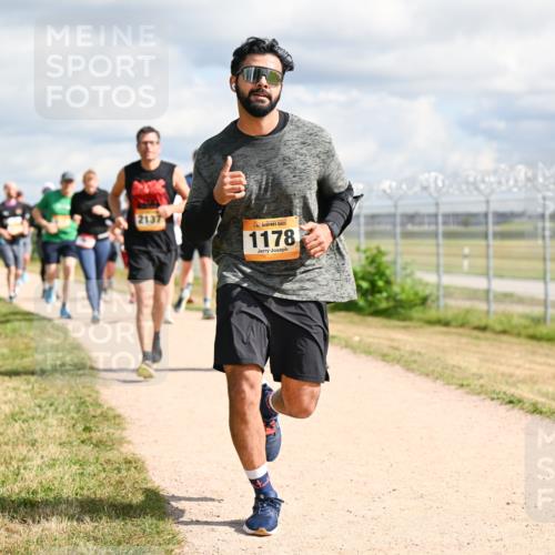14.09.2025 - Airport Race Dr. Thomas Lammeyer http://msf.ph/oto/8877968 14.09.2025 12:24:55 Laufen 2137, 1178 meine-sportfotos.de