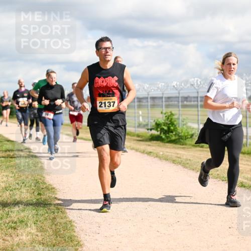 14.09.2025 - Airport Race Dr. Thomas Lammeyer http://msf.ph/oto/8877977 14.09.2025 12:24:57 Laufen 100, 2137 meine-sportfotos.de