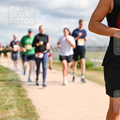 14.09.2025 - Airport Race Dr. Thomas Lammeyer http://msf.ph/oto/8877989 14.09.2025 12:24:58 Laufen 42, 137 meine-sportfotos.de