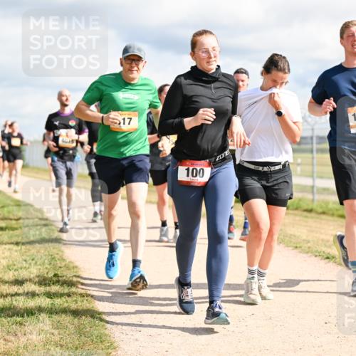 14.09.2025 - Airport Race Dr. Thomas Lammeyer http://msf.ph/oto/8877998 14.09.2025 12:25:00 Laufen 4035, 17, 100, 1980, 1990 meine-sportfotos.de