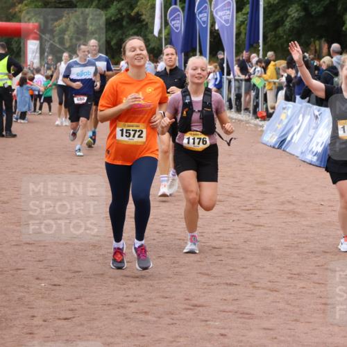 14.09.2025 - Airport Race Strokosch-Dieckow http://msf.ph/oto/8878028 14.09.2025 12:36:40 Ziel 489, 688, 866, 993, 1176, 1409, 1572, 1712, 2044 meine-sportfotos.de