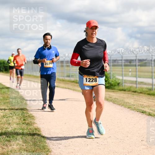 14.09.2025 - Airport Race Dr. Thomas Lammeyer http://msf.ph/oto/8878163 14.09.2025 12:25:20 Laufen 2039, 1228 meine-sportfotos.de
