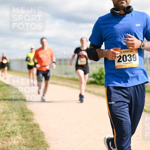 14.09.2025 - Airport Race Dr. Thomas Lammeyer http://msf.ph/oto/8878186 14.09.2025 12:25:22 Laufen 47, 2039 meine-sportfotos.de