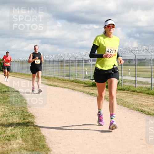 14.09.2025 - Airport Race Dr. Thomas Lammeyer http://msf.ph/oto/8878216 14.09.2025 12:25:27 Laufen 924, 4211 meine-sportfotos.de