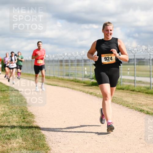 14.09.2025 - Airport Race Dr. Thomas Lammeyer http://msf.ph/oto/8878233 14.09.2025 12:25:30 Laufen 924 meine-sportfotos.de