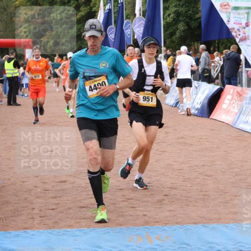 14.09.2025 - Airport Race Strokosch-Dieckow http://msf.ph/oto/8878286 14.09.2025 12:37:31 Ziel 199, 256, 469, 786, 877, 951, 977, 996, 1198, 1222, 1403, 1889, 4242, 4400 meine-sportfotos.de