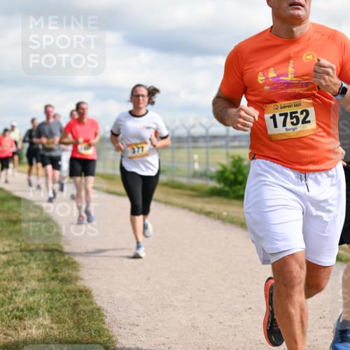 14.09.2025 - Airport Race Dr. Thomas Lammeyer http://msf.ph/oto/8878404 14.09.2025 12:26:06 Laufen 1752, 1192 meine-sportfotos.de