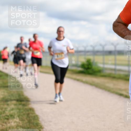 14.09.2025 - Airport Race Dr. Thomas Lammeyer http://msf.ph/oto/8878409 14.09.2025 12:26:06 Laufen 42, 175 meine-sportfotos.de