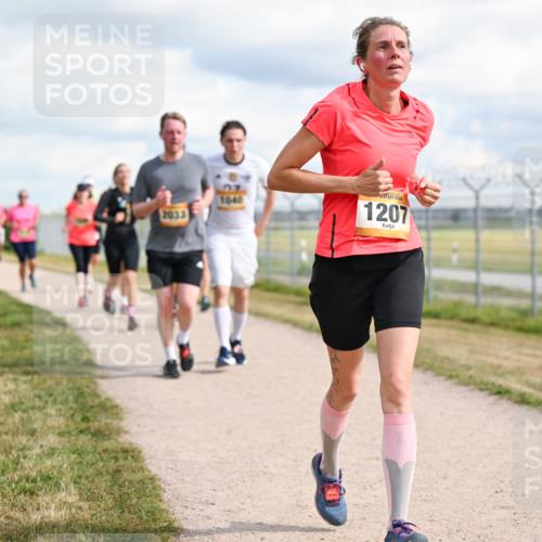 14.09.2025 - Airport Race Dr. Thomas Lammeyer http://msf.ph/oto/8878432 14.09.2025 12:26:09 Laufen 2033, 1040, 1207 meine-sportfotos.de