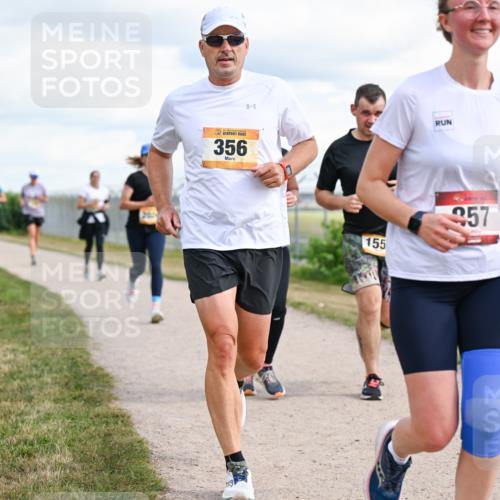 14.09.2025 - Airport Race Dr. Thomas Lammeyer http://msf.ph/oto/8878537 14.09.2025 12:26:21 Laufen 356, 155, 257 meine-sportfotos.de