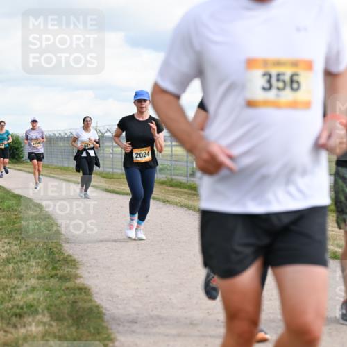 14.09.2025 - Airport Race Dr. Thomas Lammeyer http://msf.ph/oto/8878543 14.09.2025 12:26:22 Laufen 2154, 1681, 2024, 356, 1558 meine-sportfotos.de