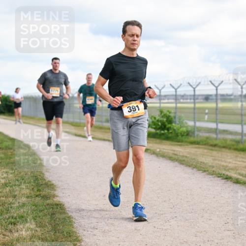 14.09.2025 - Airport Race Dr. Thomas Lammeyer http://msf.ph/oto/8878645 14.09.2025 12:26:34 Laufen 1775, 391 meine-sportfotos.de