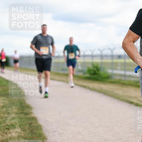 14.09.2025 - Airport Race Dr. Thomas Lammeyer http://msf.ph/oto/8878659 14.09.2025 12:26:36 Laufen 391 meine-sportfotos.de