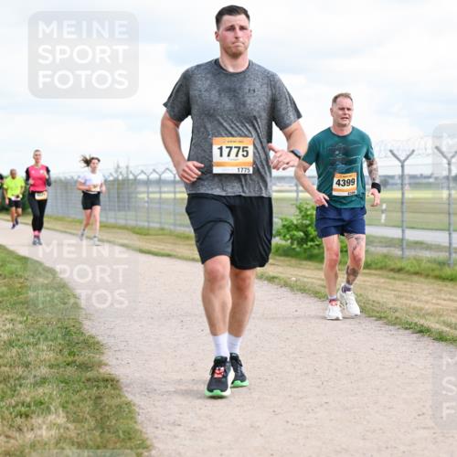 14.09.2025 - Airport Race Dr. Thomas Lammeyer http://msf.ph/oto/8878674 14.09.2025 12:26:38 Laufen 1775, 1775, 4399, 4399 meine-sportfotos.de