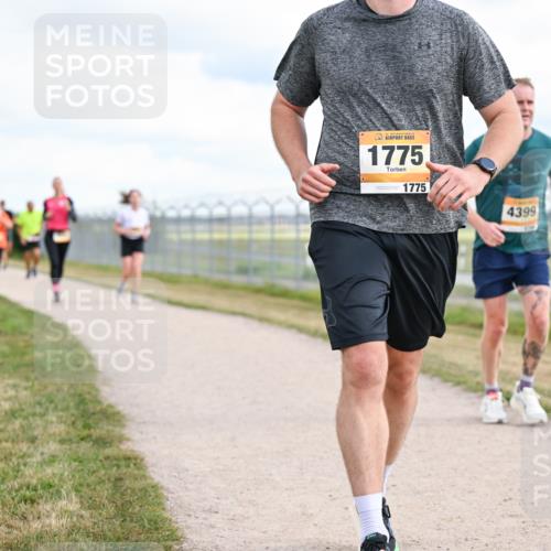 14.09.2025 - Airport Race Dr. Thomas Lammeyer http://msf.ph/oto/8878682 14.09.2025 12:26:38 Laufen 1775, 1775, 4399 meine-sportfotos.de