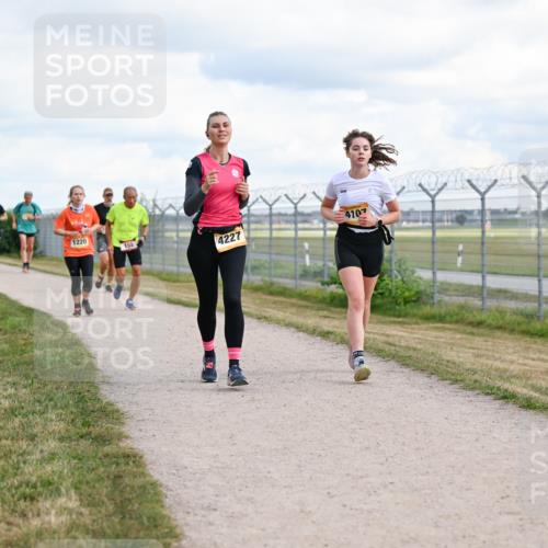 14.09.2025 - Airport Race Dr. Thomas Lammeyer http://msf.ph/oto/8878687 14.09.2025 12:26:43 Laufen 1220, 155, 4107, 4227 meine-sportfotos.de