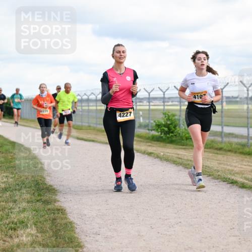 14.09.2025 - Airport Race Dr. Thomas Lammeyer http://msf.ph/oto/8878694 14.09.2025 12:26:44 Laufen 220, 4227, 410 meine-sportfotos.de
