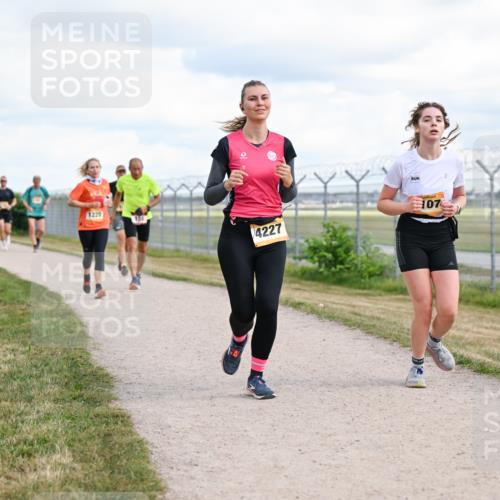 14.09.2025 - Airport Race Dr. Thomas Lammeyer http://msf.ph/oto/8878695 14.09.2025 12:26:44 Laufen 1220, 4227, 107 meine-sportfotos.de