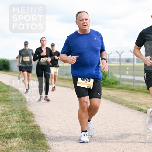 14.09.2025 - Airport Race Dr. Thomas Lammeyer http://msf.ph/oto/8878773 14.09.2025 12:26:56 Laufen 460, 460, 218 meine-sportfotos.de