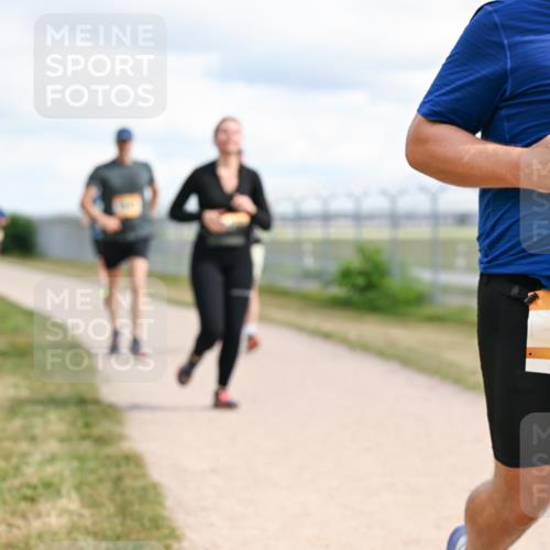 14.09.2025 - Airport Race Dr. Thomas Lammeyer http://msf.ph/oto/8878784 14.09.2025 12:26:57 Laufen 460, 460, 8 meine-sportfotos.de